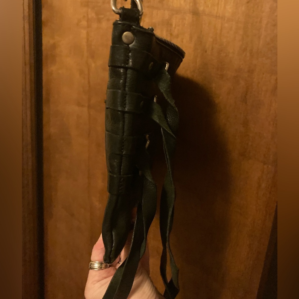 Rare! Frye “Selena” black purse w/ tassels - Picture 8 of 10